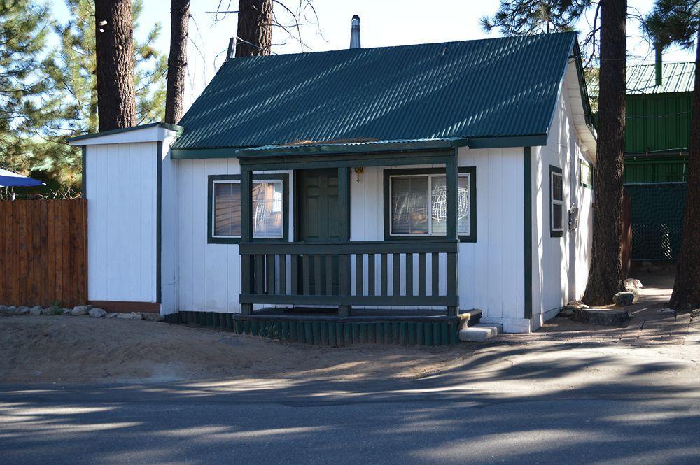 Doc'S Cottages South Lake Tahoe Stateline Exterior photo