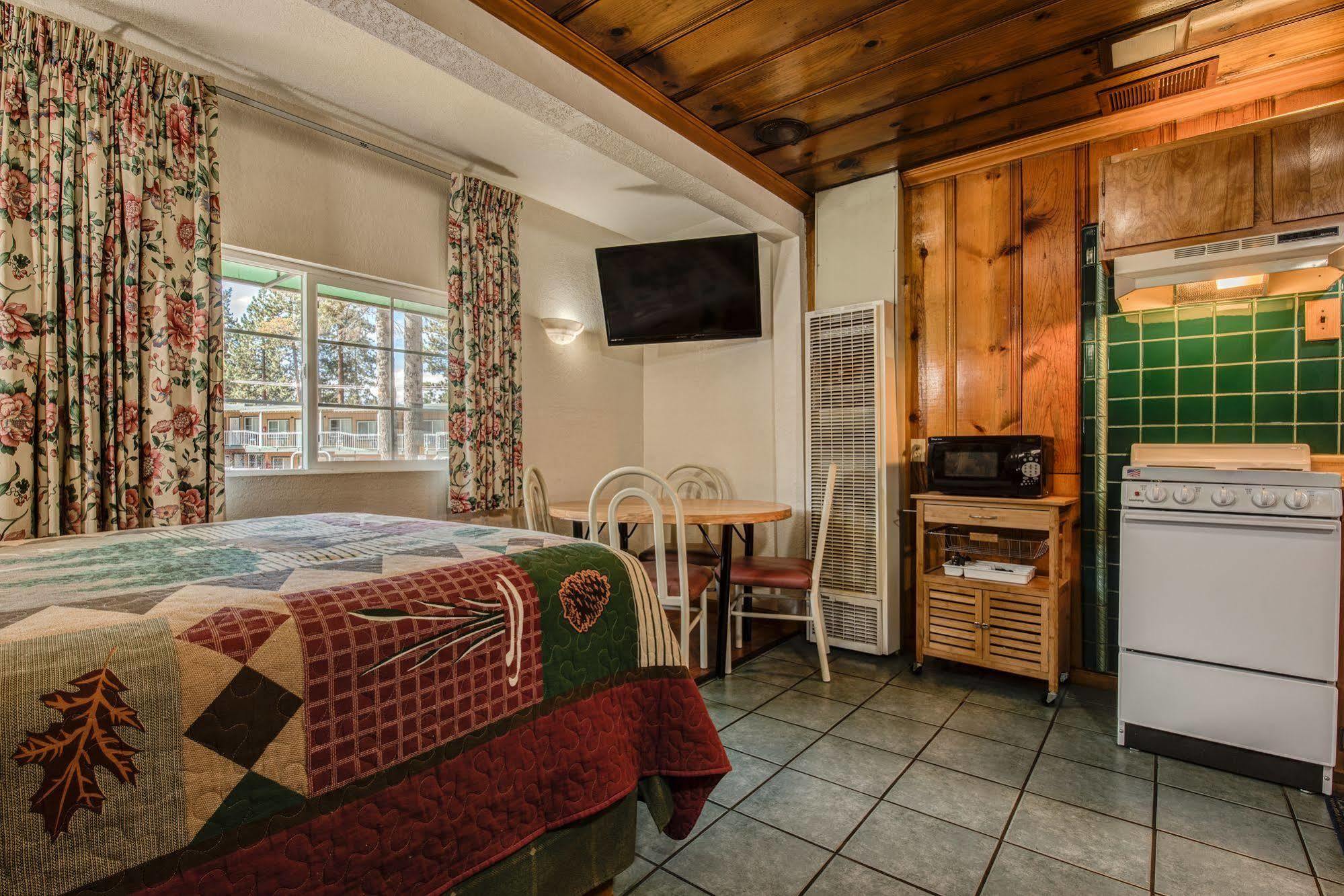 Doc'S Cottages South Lake Tahoe Stateline Exterior photo
